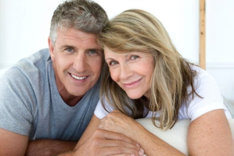 Mejores Páginas de Citas para Mayores de 50 años: ¡Consigue pareja hoy!